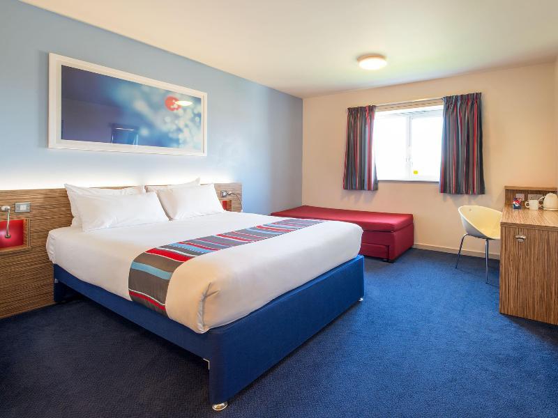 Travelodge London Feltham מראה חיצוני תמונה